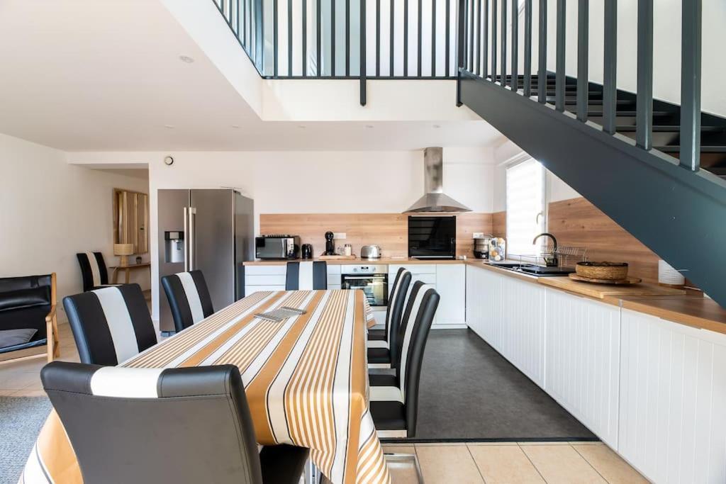 Ravissante Maison 3* Avec Jacuzzi Proche Lac Biscarrosse Eksteriør billede