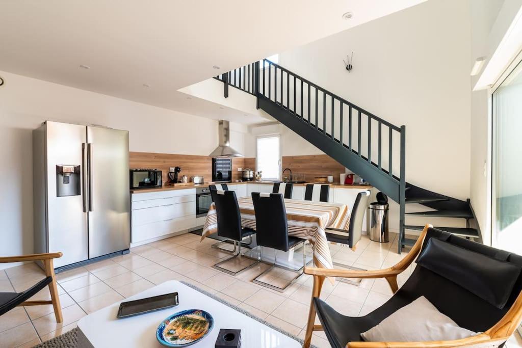 Ravissante Maison 3* Avec Jacuzzi Proche Lac Biscarrosse Eksteriør billede
